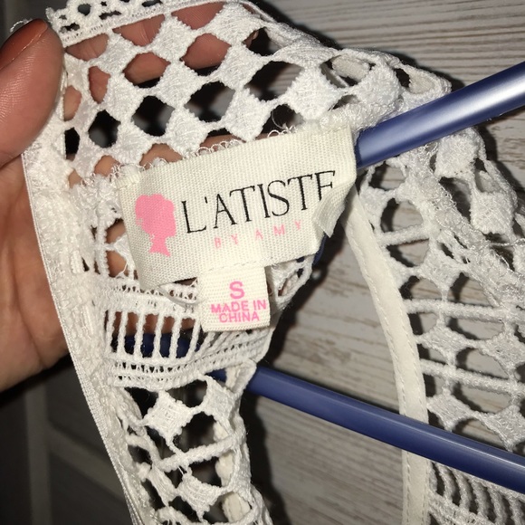 White dress - Picture 5 of 5